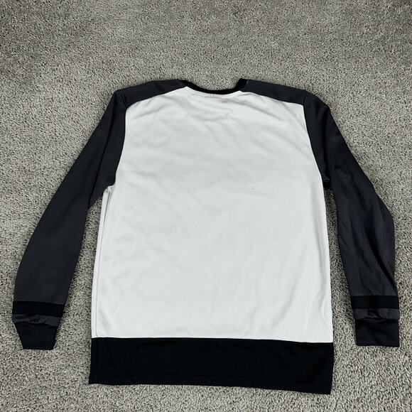 Mario Kart Shirt Mens Small Black White Long Sleeve Nintendo Graphic Racing - Picture 8 of 13